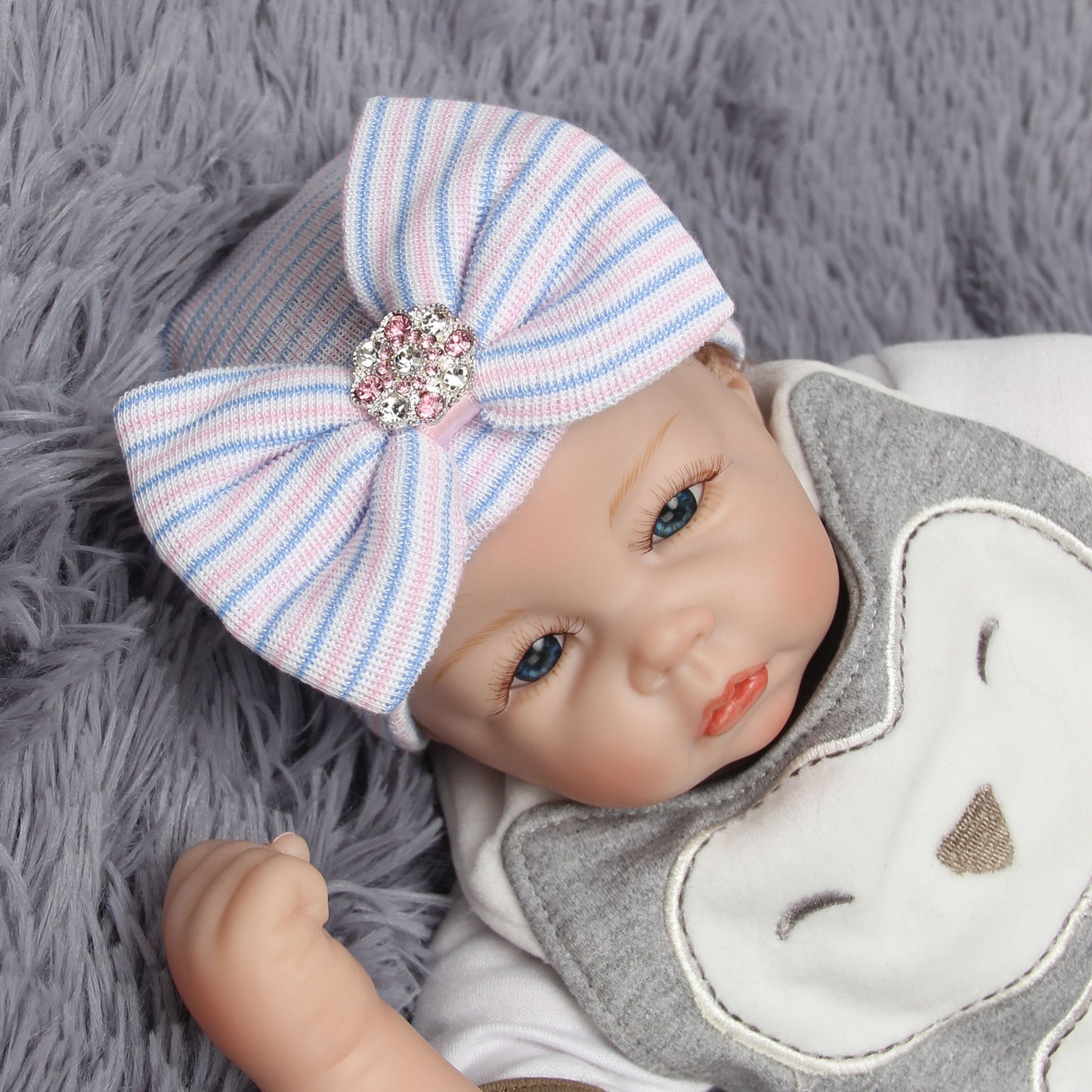 European and American baby striped tire hat big butterfly shiny diamond autumn and winter newborn baby knitted hat
