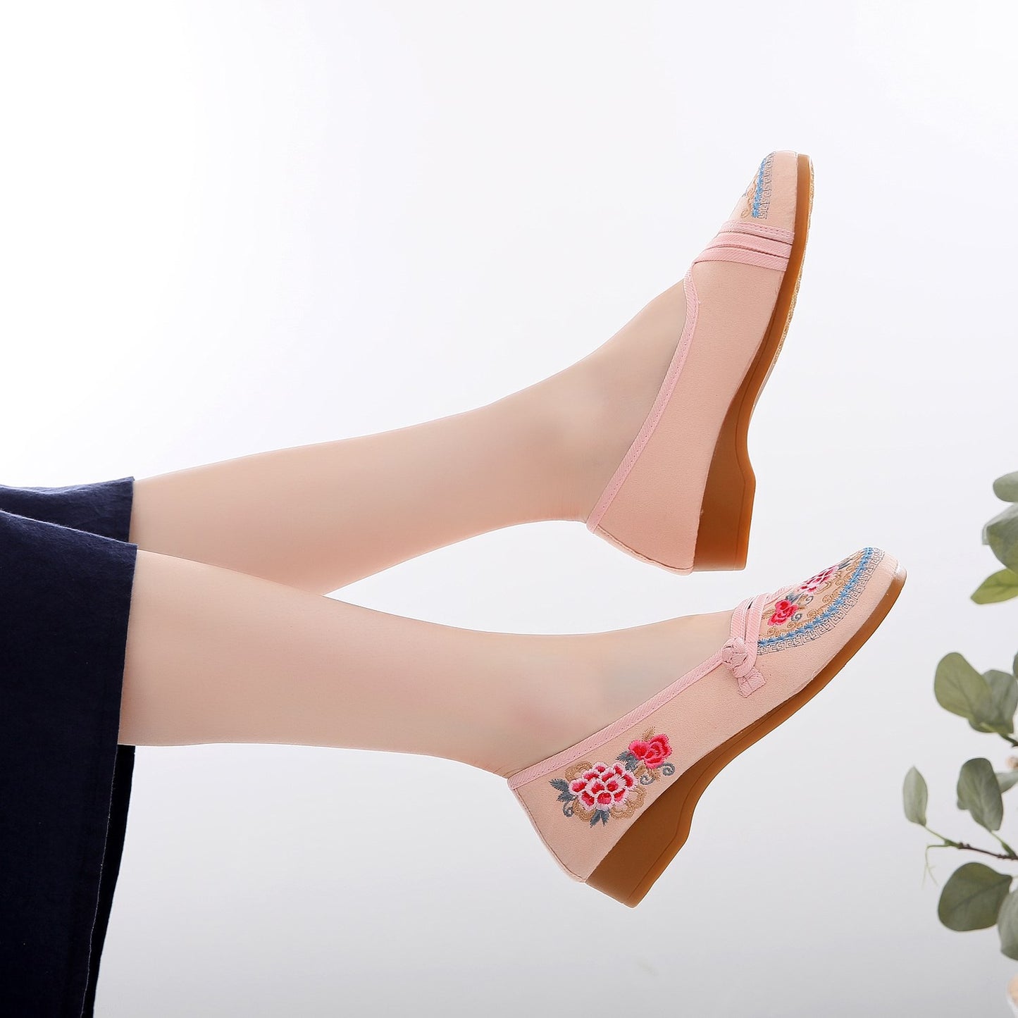 Vintage Embroidery Hanfu Shoes Embroidered Cloth Shoes