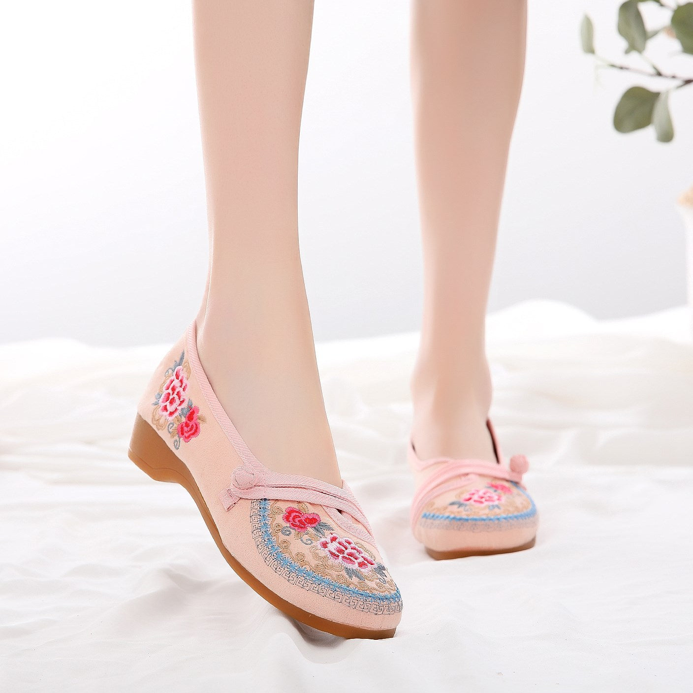 Vintage Embroidery Hanfu Shoes Embroidered Cloth Shoes